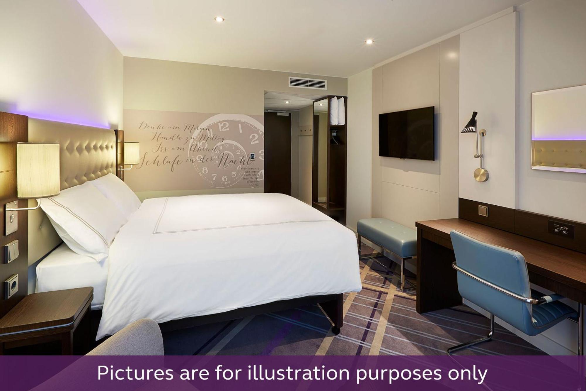 Premier Inn Koeln City Centre Ngoại thất bức ảnh