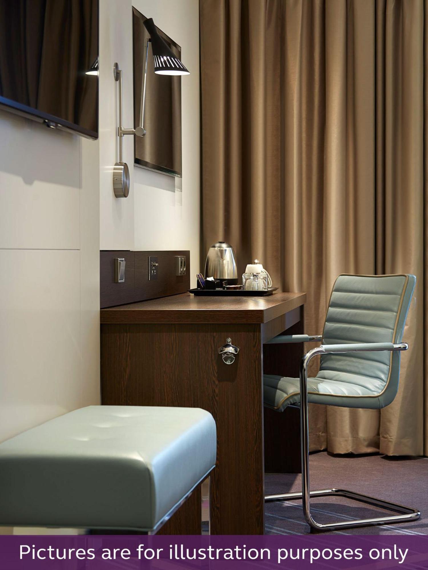 Premier Inn Koeln City Centre Ngoại thất bức ảnh