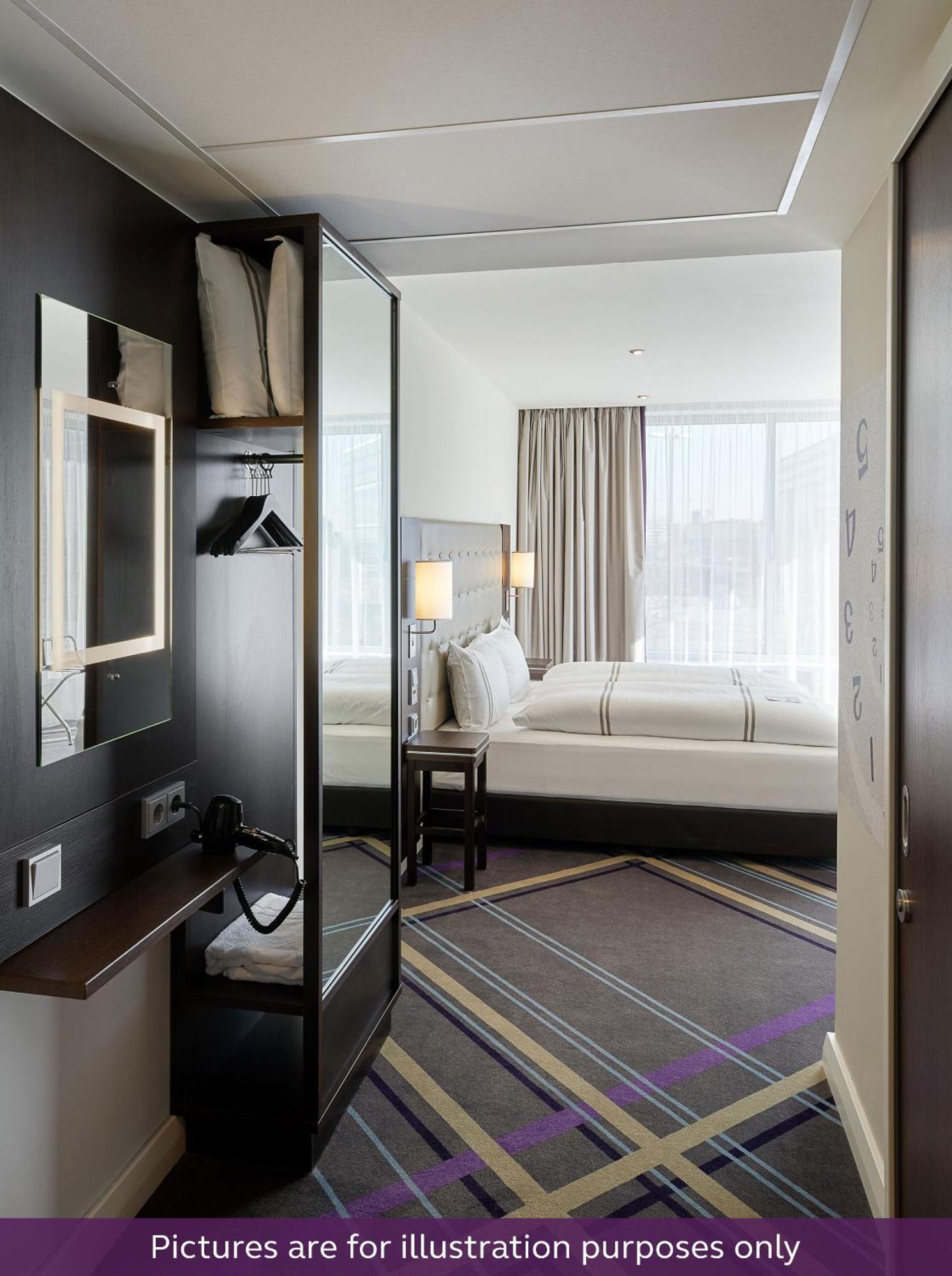 Premier Inn Koeln City Centre Ngoại thất bức ảnh